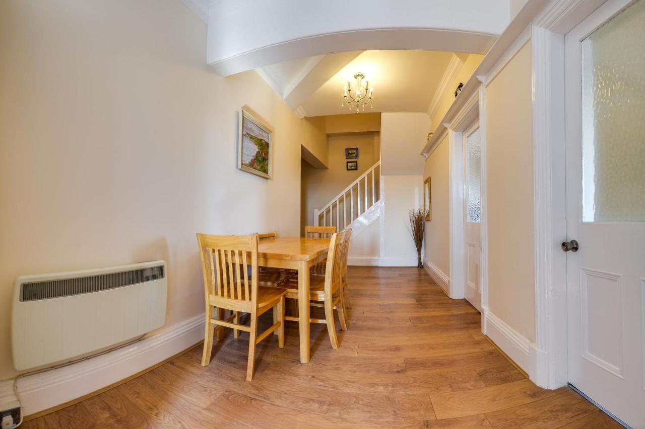 The Whitby Prospect, 2 Bed Apartment With Stunning Views, 2 Mins From Beach Luaran gambar