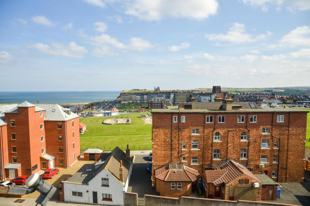 The Whitby Prospect, 2 Bed Apartment With Stunning Views, 2 Mins From Beach Luaran gambar
